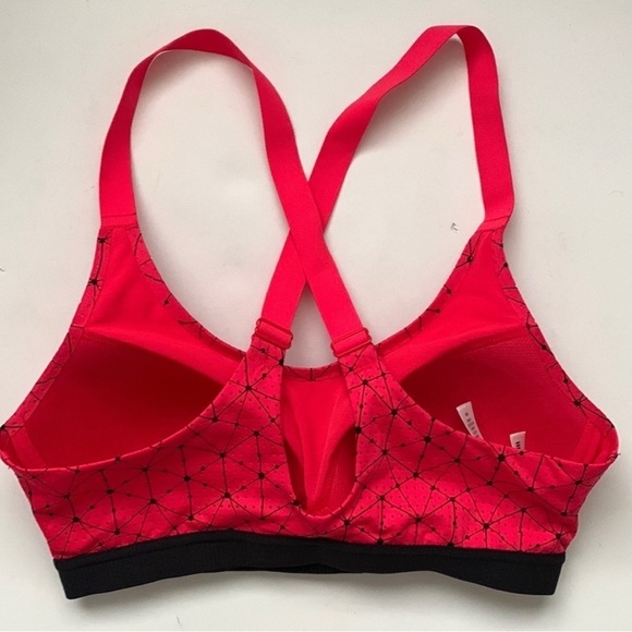 Victoria’s Secret Sports Bra - Picture 3 of 5